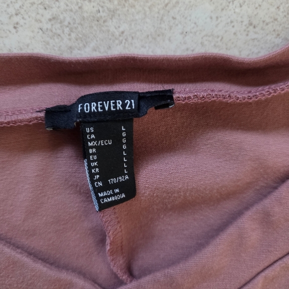 Elegant Mauve Button-Down Dress - Picture 2 of 4